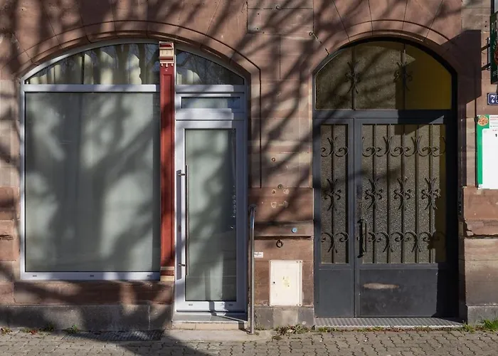 Renove Et Tranquille, A Pied Ou En Tram Apartment