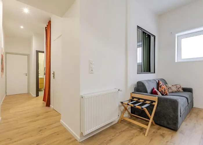 Renove Et Tranquille, A Pied Ou En Tram Apartment
