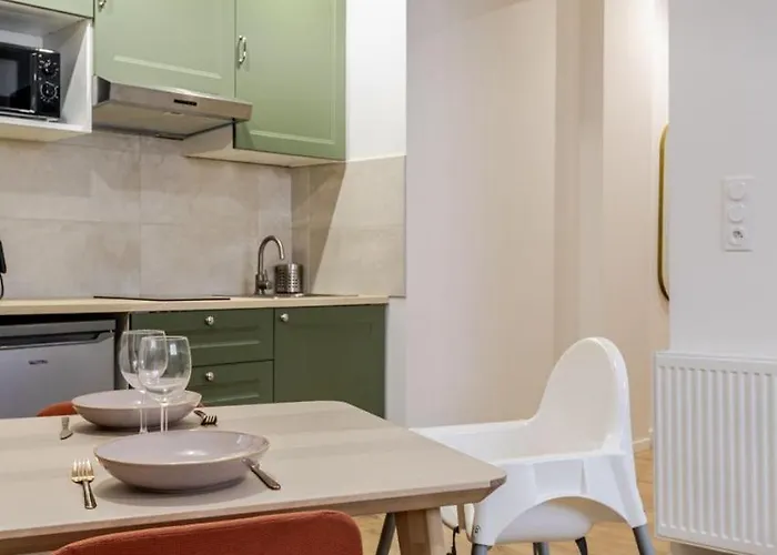 Renove Et Tranquille, A Pied Ou En Tram *