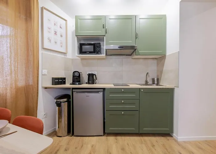 Renove Et Tranquille, A Pied Ou En Tram