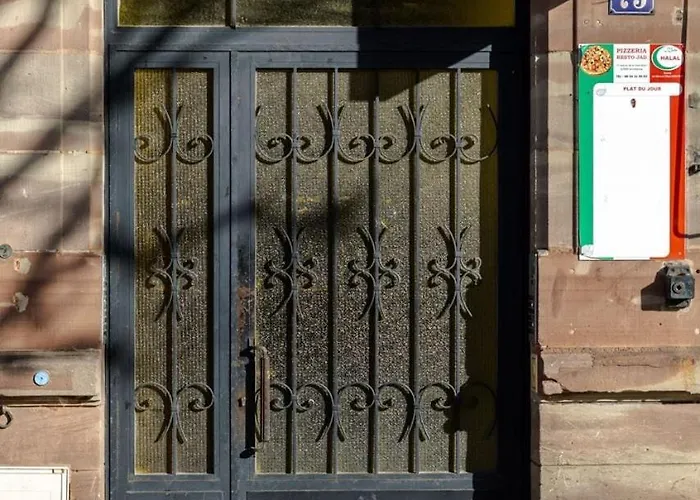 Renove Et Tranquille, A Pied Ou En Tram * ストラスブール