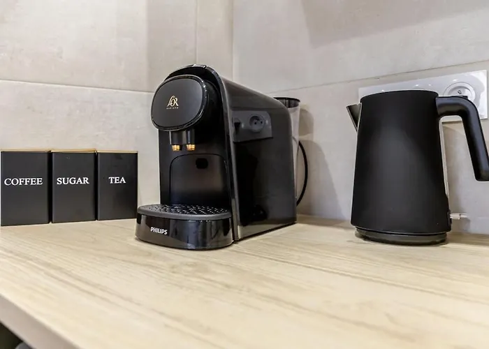 Renove Et Tranquille, A Pied Ou En Tram *